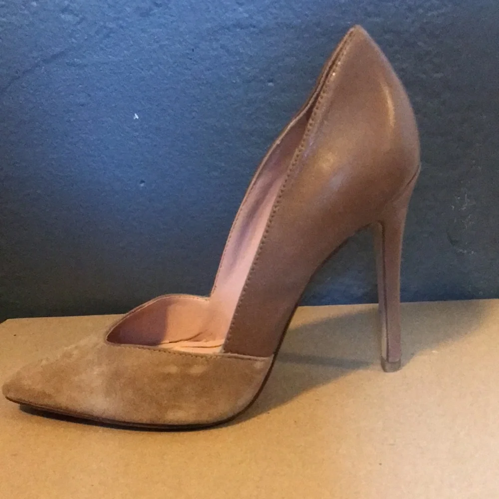 Heels - Picture 2 of 7